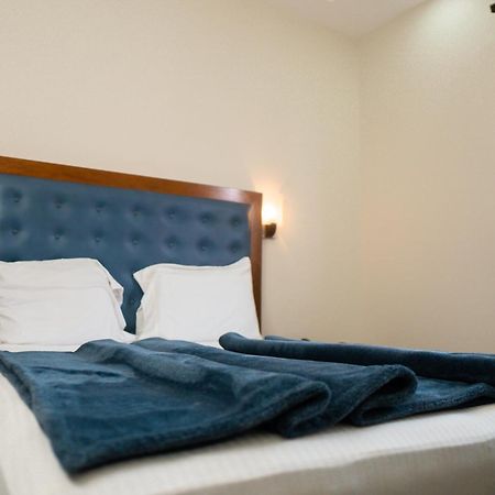 Cincinnati Hotel Yaoundé Eksteriør billede